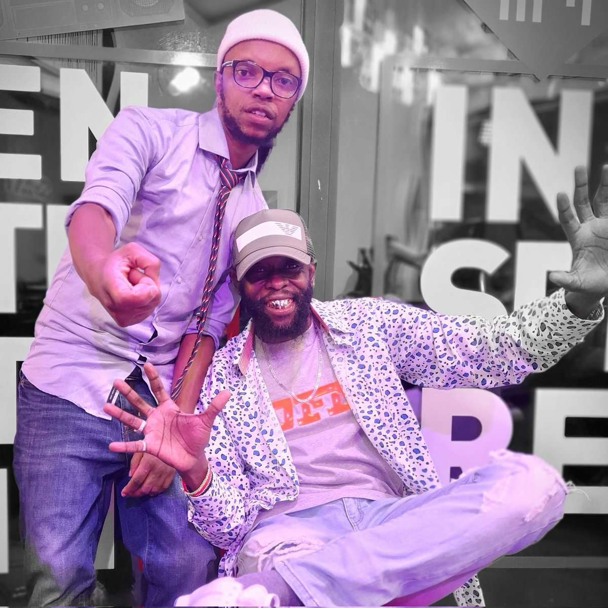 SupaHeroDjNavel's tweet photo. Poooh poooooooooh 🔥🔥🔥🔔🔔
Si tulink up from 7pm-10pm 
On @nrgradiokenya @nrgweeekedshow 
#ReggaeboyzonNRG 
@mcfullstop 
@SupaHeroDjNavel https://t.co/pMjXAt7WZW