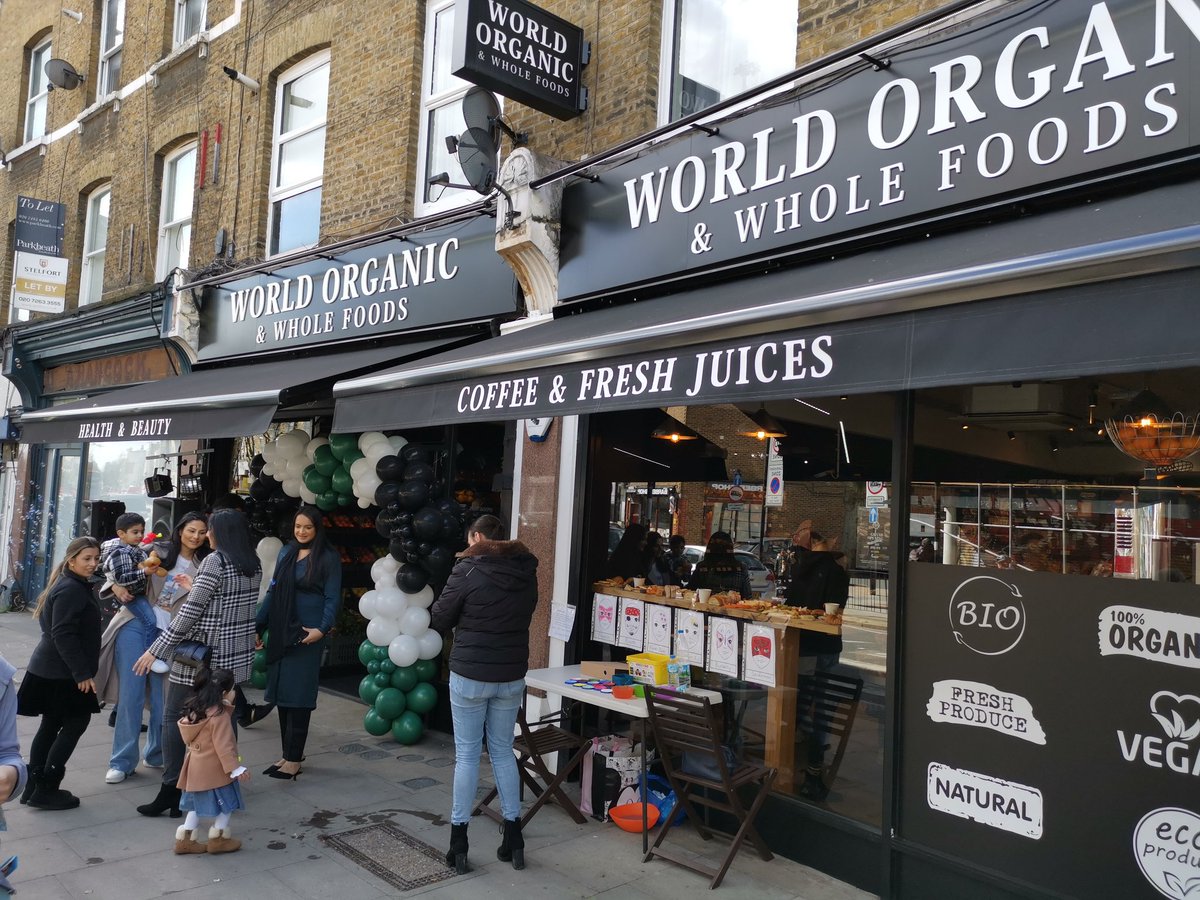 garykemp01's tweet photo. Zerowaste refill hub supporting the grand opening of World Organic in Hornsey N19 today, that how to engage with your local customers, good luck Sam and team World organic https://t.co/GMZjo07f1T