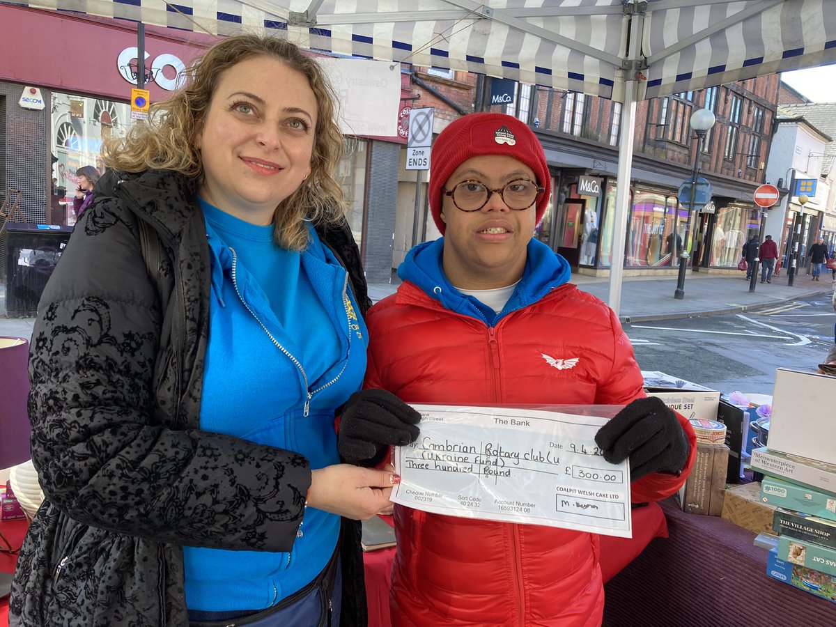 MichaelBeynon7's tweet photo. This morning I #volunteered with @rotary @OswestryCambrianRC collecting for #Ukraine Appeal. Had so much fun #StandWithUkraine  #rotary #volunteer #inclusion #ChooseToInclude #SOTeulu @MencapCymru MencapCymru #MencapMythBusters https://t.co/tsAq2s201D
