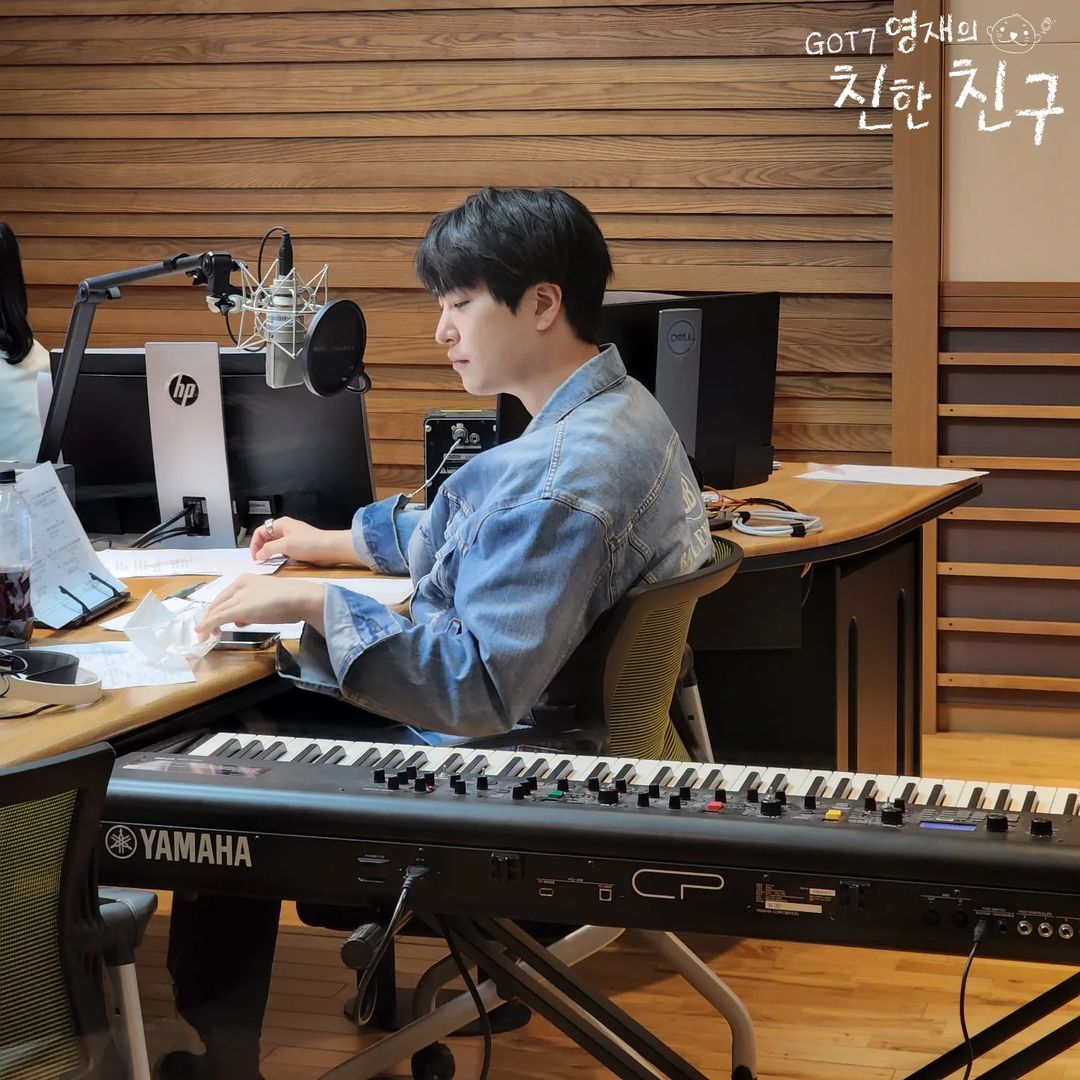 with_CYJ333's tweet photo. [📸] 220409 Best Friend Instagram

“🦦 Best Friend 🦦
#IfMyStoryTurnsIntoASong
#BestFriendFamilyIfYouWantYourStoryToBeMadeIntoASongByDalDiPleaseSendYourStory-oungjae

I am writing something controversial late at night.. (+)

🔗 https://t.co/85Nv724Bva https://t.co/9Q87Mhbaal