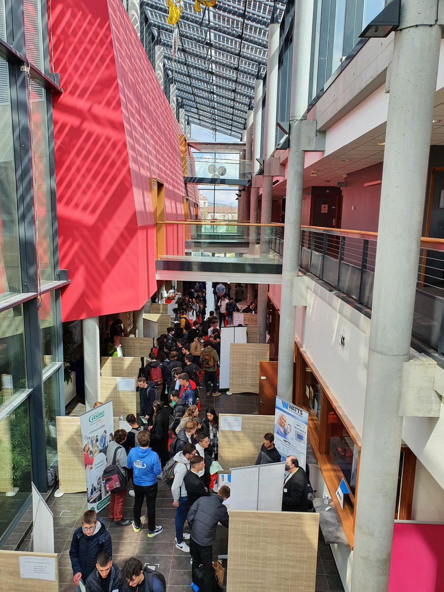 audrey_dangelo_'s tweet photo. Bienvenue au #forum de l'#apprentissage #alternance de @TelecomStE. Merci à toutes les entreprises qui se sont mobilisées ce samedi ! https://t.co/Op1WvSZOHm