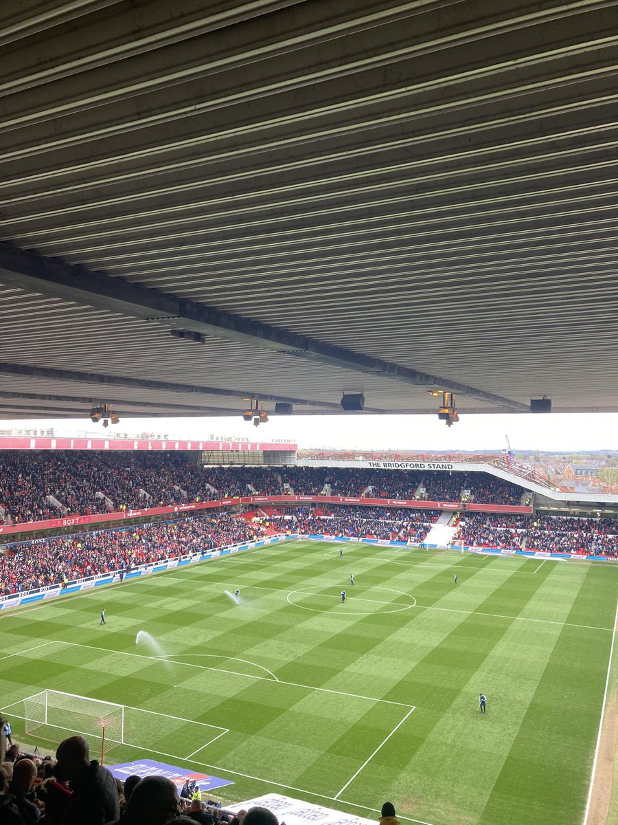 rogergkeeper's tweet photo. You Reds #FORBIR #forest https://t.co/Pz3Dkv6hia