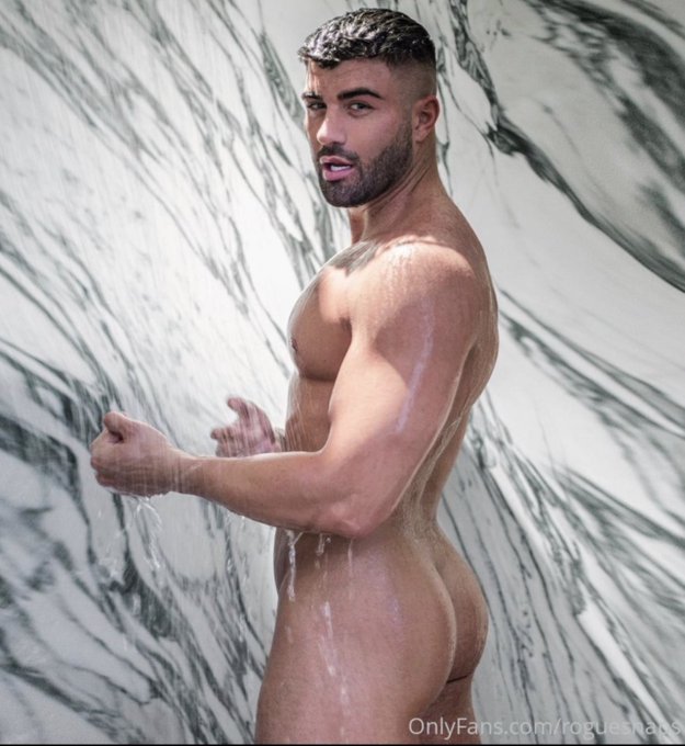 Happy Saturday 💦  https://t.co/G7l17SxER2 https://t.co/7OLkJHHuwn