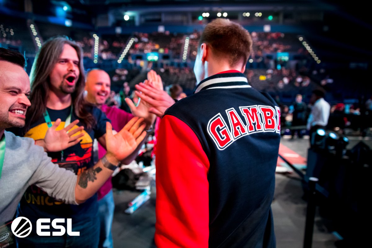 ESL Dota2 tweet media