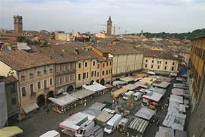 PlcesenaM's tweet photo. Polizia Locale @PlcesenaM
#Cesena #eventi domani #10Aprile mercato straordinario in Piazza del Popolo" Preparando la Pasqua" #Plcesena noi ci saremo https://t.co/E9UNuGTRVb