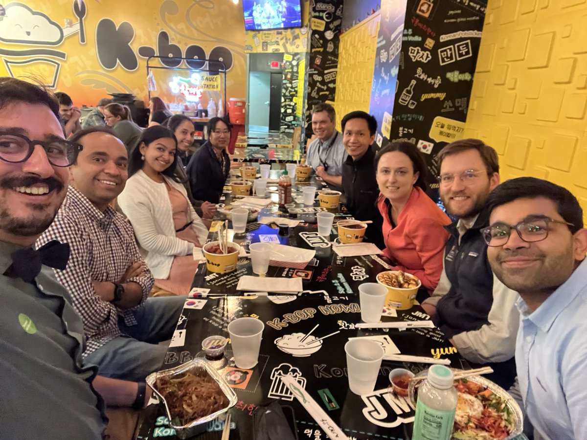 WashUMedID's tweet photo. Our first of many #Fellows outings this spring started @KemperMuseum talking #art and #publichealth followed by stuffing our faces #kbop #stl We were also joined by @MDdreamchaser virtually! #IDMedEd https://t.co/RLKbQ5O7lw