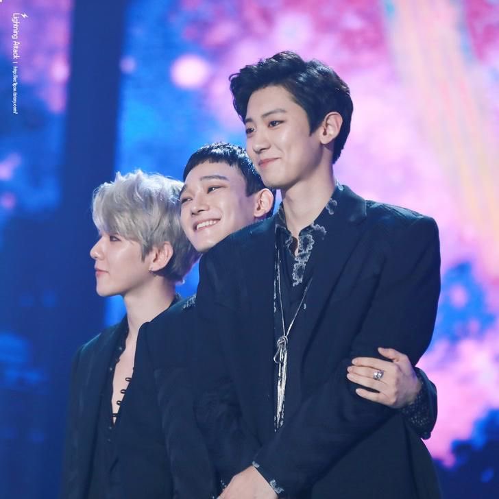 chanbaek_knows's tweet photo. Thinking of the noisy three tonight 🥺 https://t.co/SbkjWy73kS