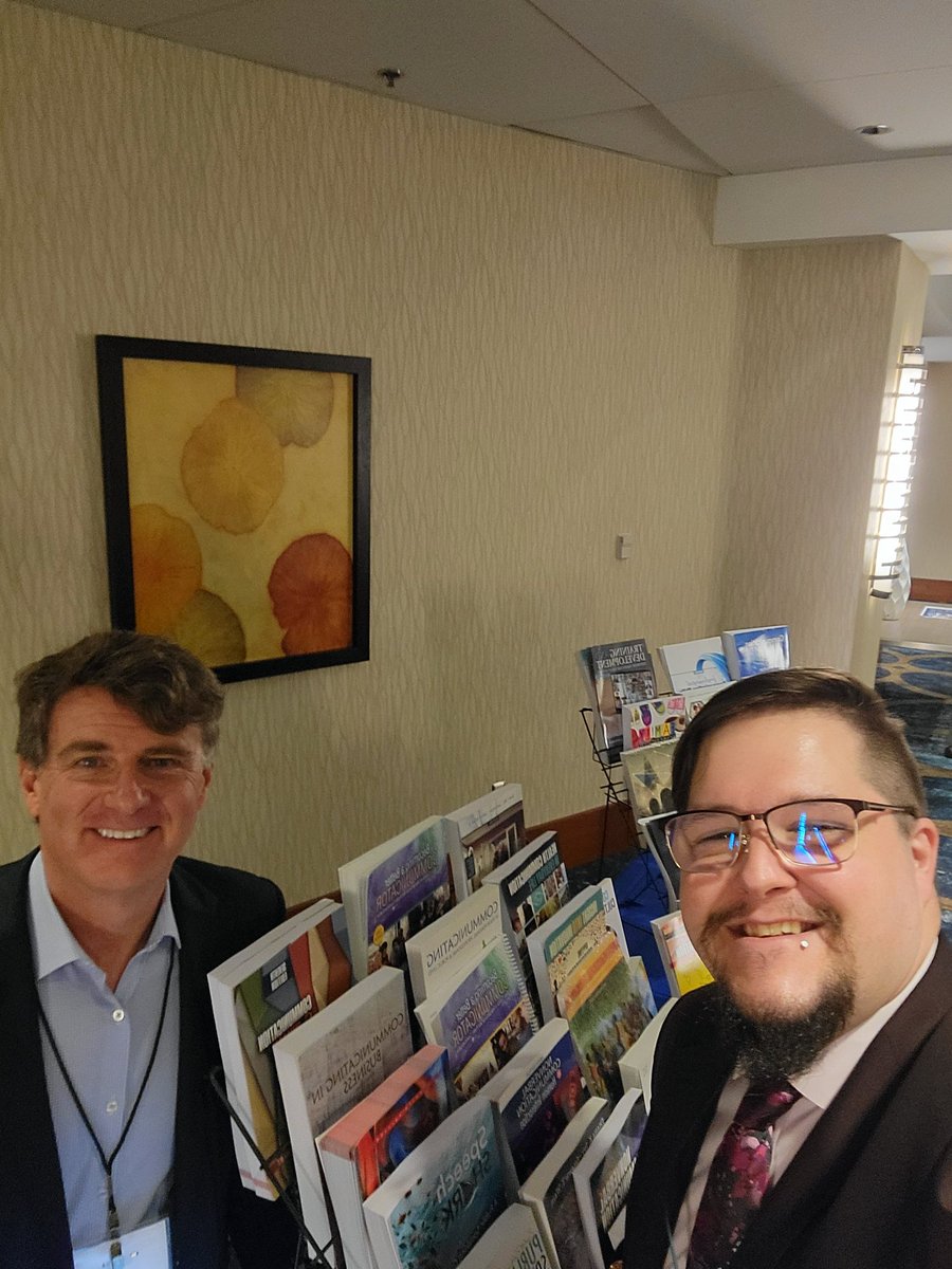 SSCA_COMM's tweet image. Come check out our exhibitors for all your textbook needs in the Hyatt Regency Greenville,  SC #SSCA2022  @KendallHuntHE