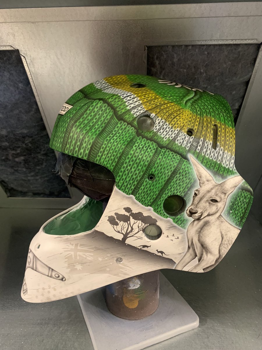 Schinny Designs tweet media