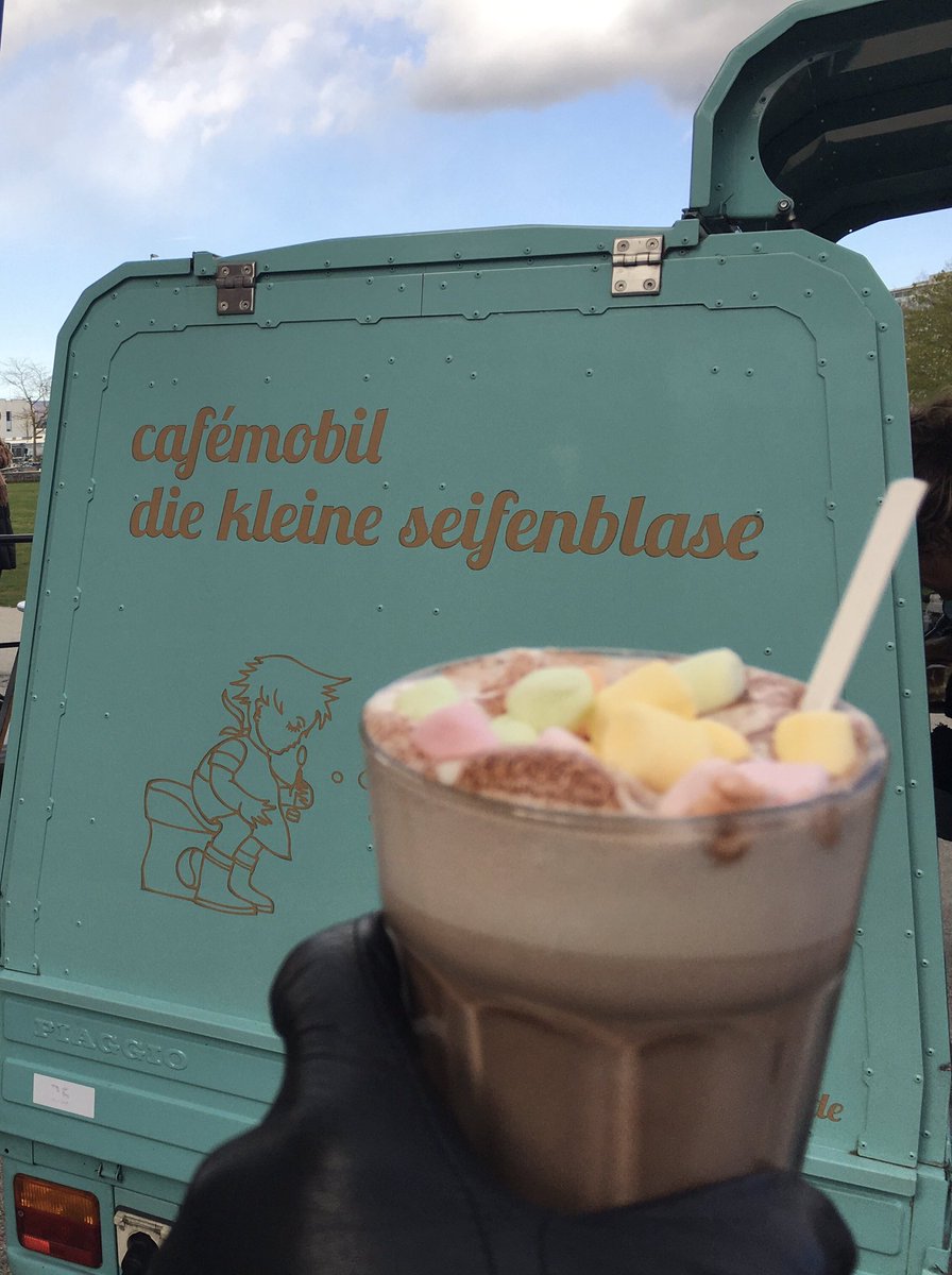 WeberKerstin's tweet photo. Fluffiges Einhorn vom Cafémobil kleine Seifenblase als Gönnung
#see15 #Seeconference https://t.co/xUvyKQNNxZ