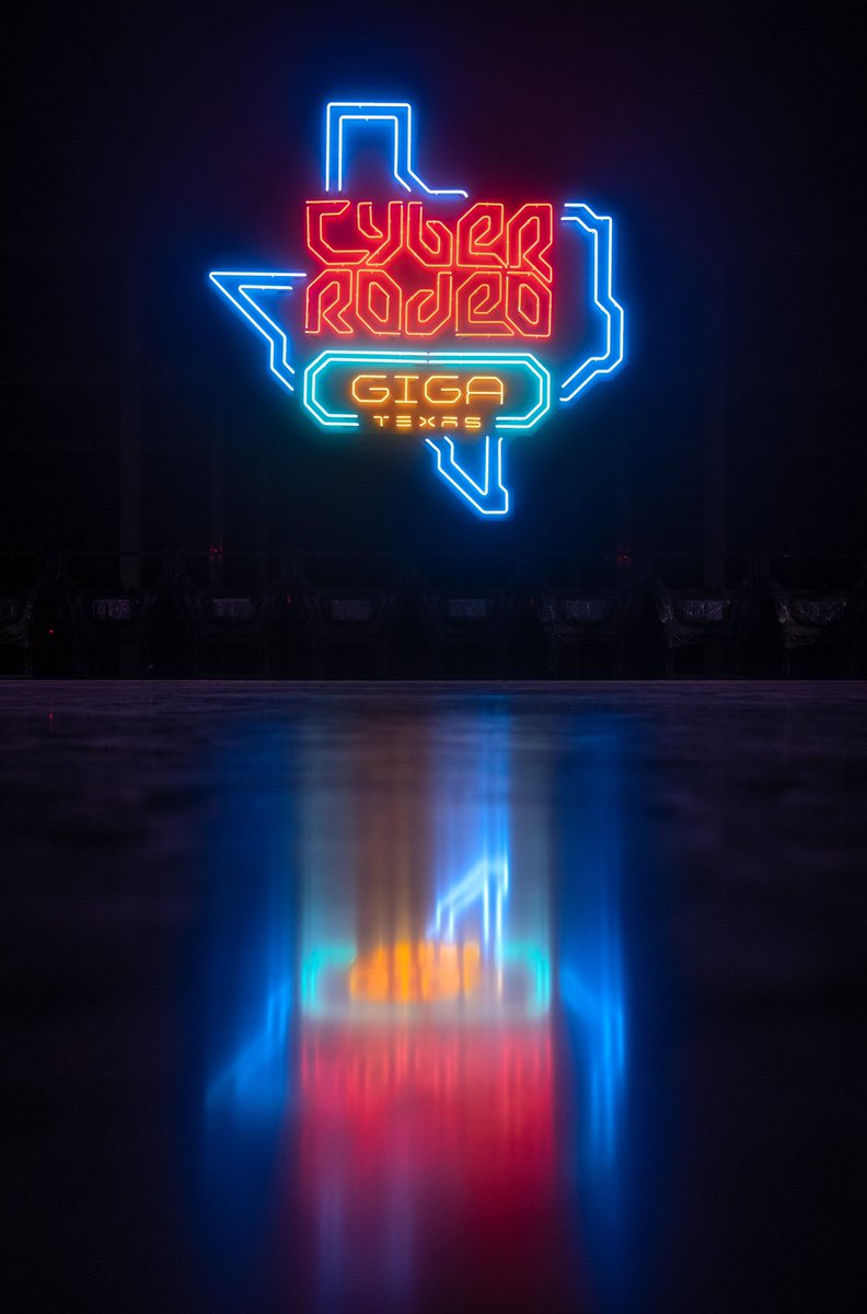 Tesla's tweet image. 