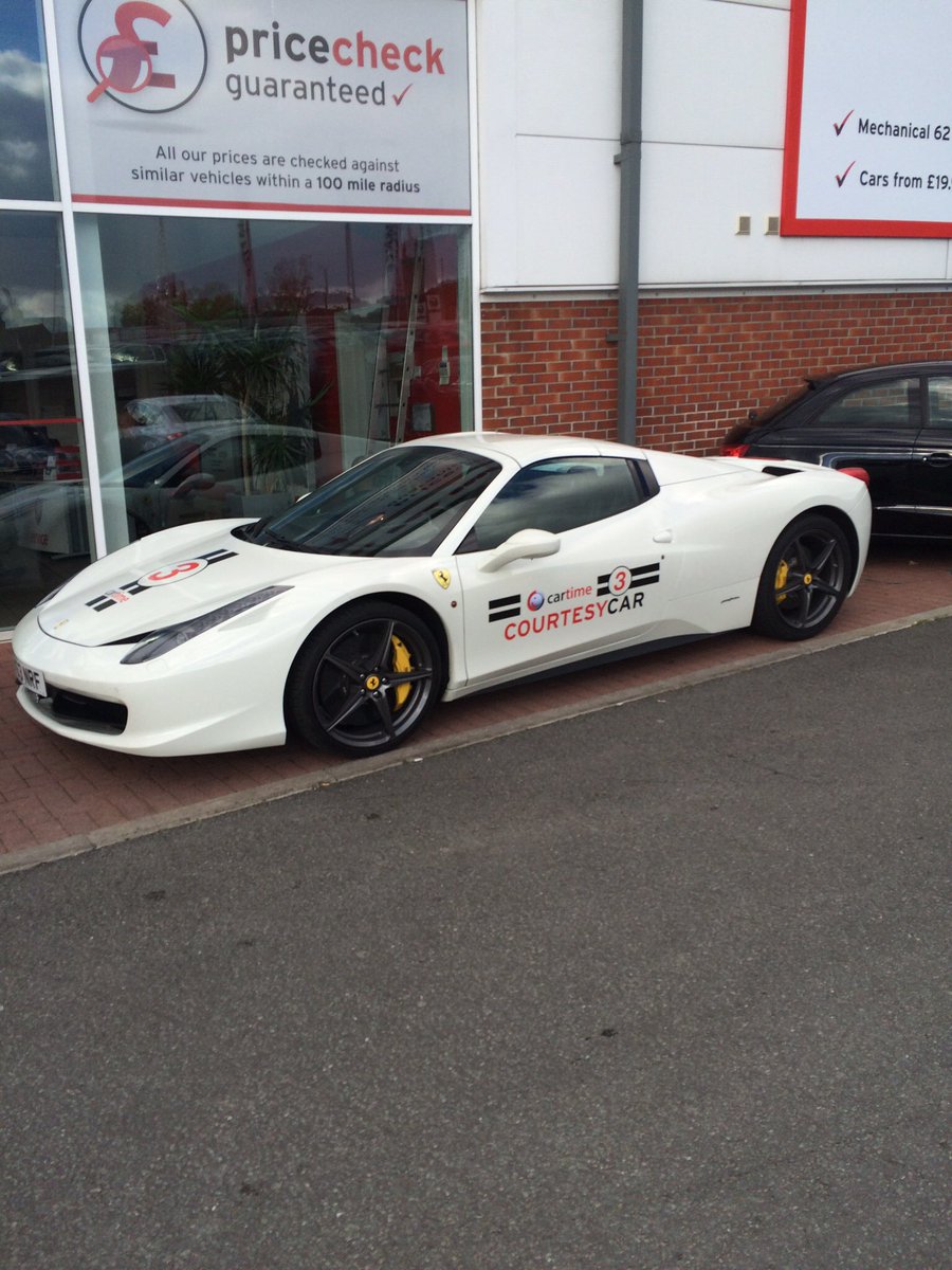 TheNorskaPaul's tweet photo. Good afternoon & hope everyone’s having a nice weekend😃
It’s been a nice day in #Windermere popped out for errands and wasn’t so busy either. Easter weekend seems to be when tourist seasons begins.
Meanwhile, next time car needs a service I’ll be going #CarTime 😂#Ferrari 😍 https://t.co/RChljoBJxs