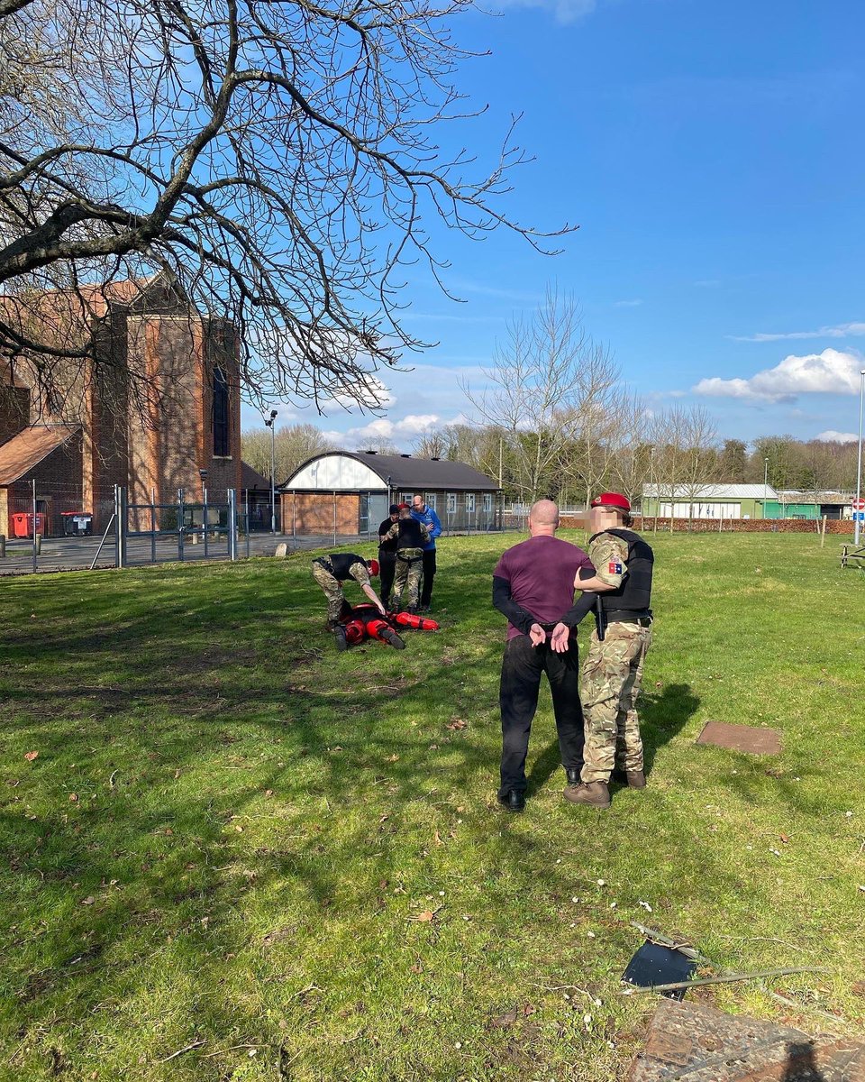 At the end of the first week of the exercise, our newer soldiers showed what they’d learned in the final personal safety training scenarios. These included diffusing a protestor stand off and facing the ‘redman’. @3RMP2 @1MPBrigade @RecruitmentAgc @CityPoliceCops