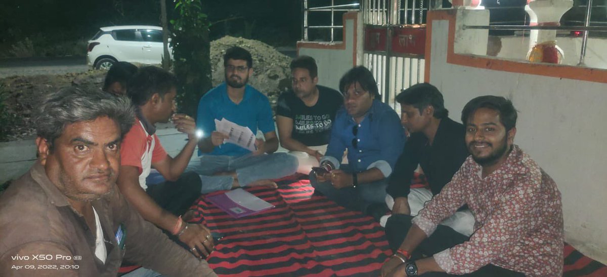 MrTather's tweet photo. आज वार्ड न.1 में जाकर congress  सदस्यता अभियान से लोगो को जोड़ा
#congressmembership #Kekri  @RaghusharmaINC जी @SagarsAjmer  जी https://t.co/SVYdAypZfW