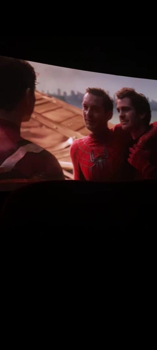 jayyzuz21's tweet photo. #MakeRaimiSpiderMan4 #GOAT𓃵  #TobeyMaguire  We can do this let’s go!!!!!! ❤️‍🔥🕸🕷🕷🕷🕷 https://t.co/ACTPzz865e