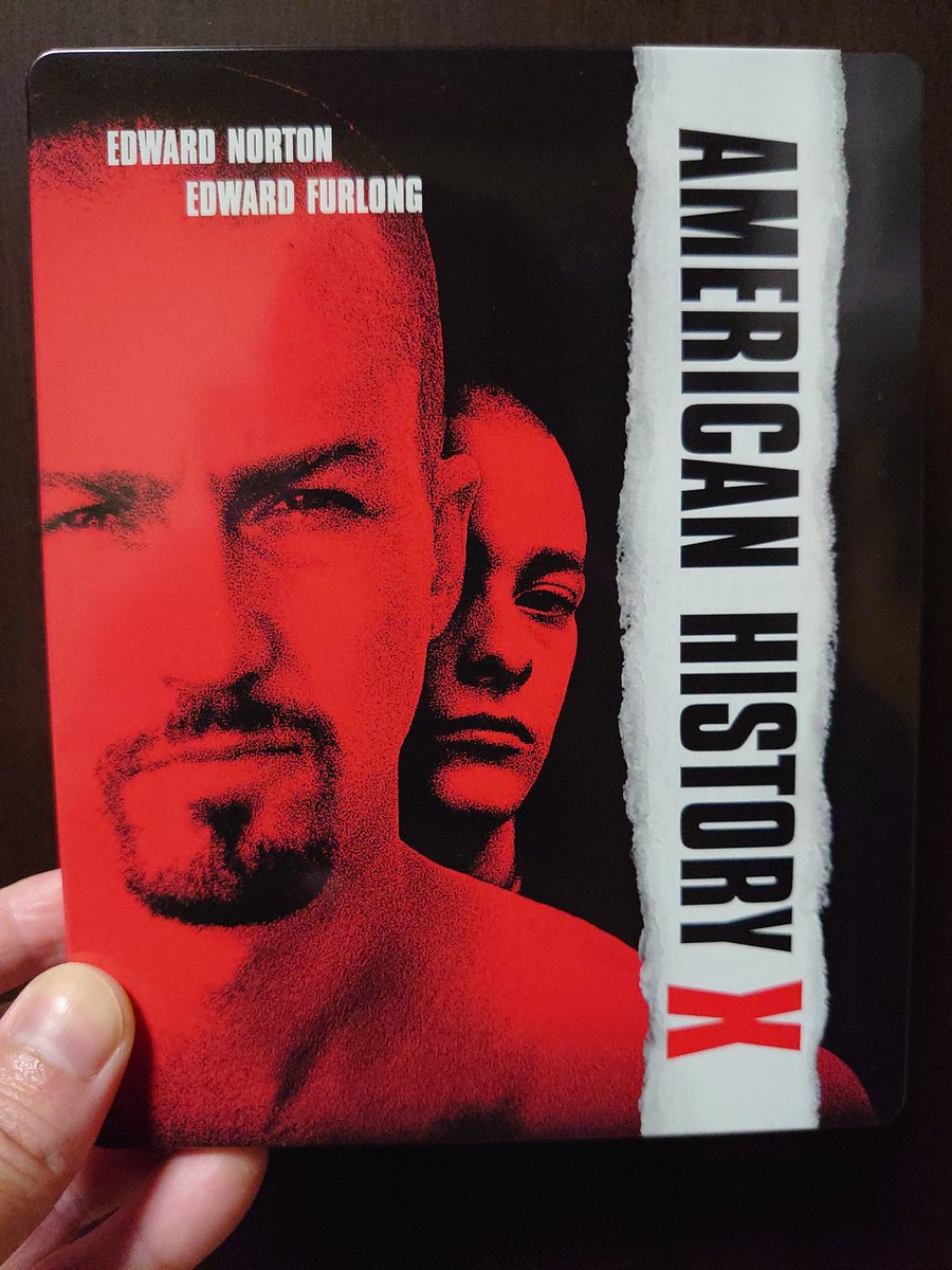 アメリカン ヒストリーx 画像 最新情報まとめ みんなの評価 レビューが見れる ナウティスモーション