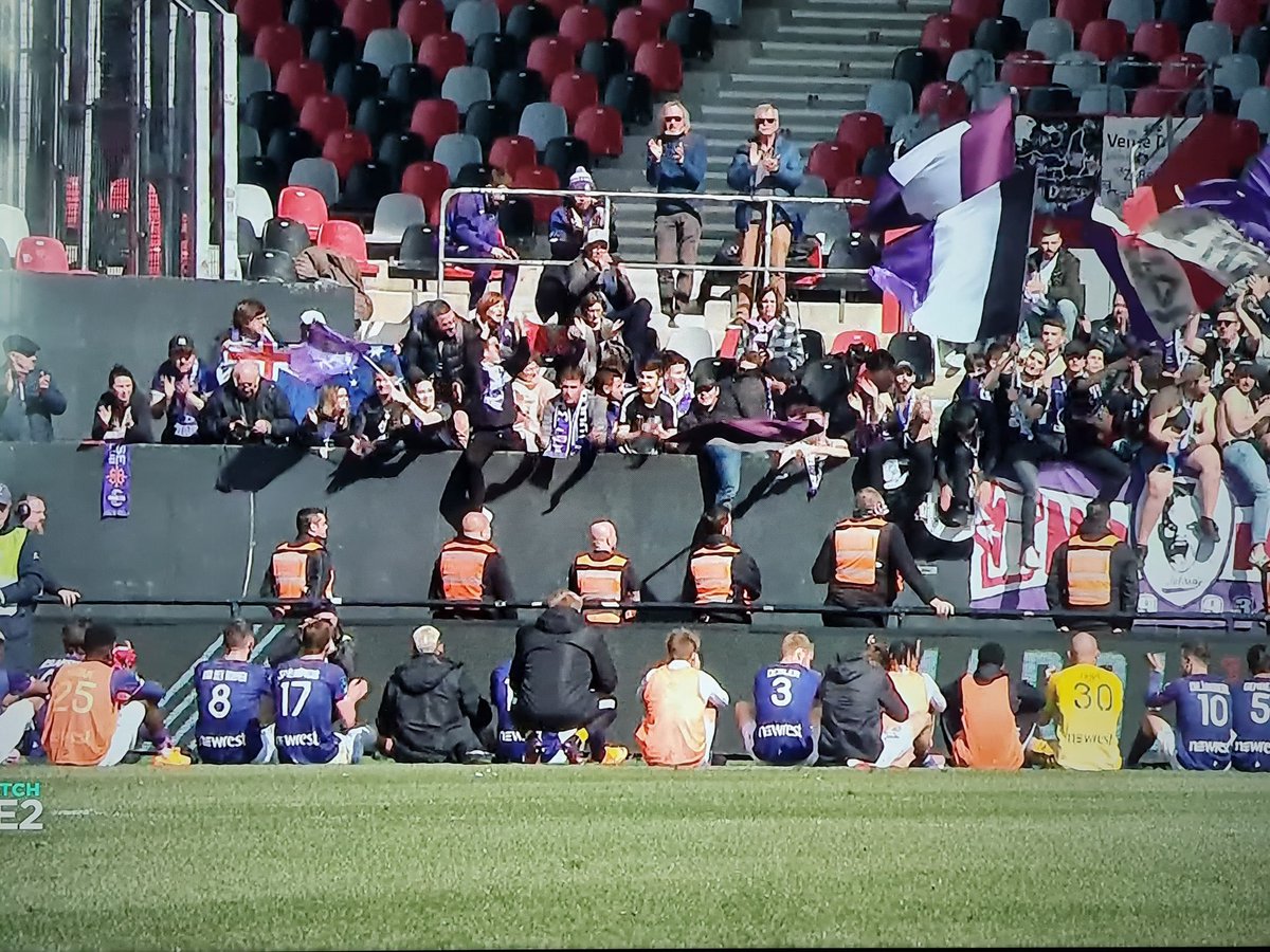 Ultras France tweet media