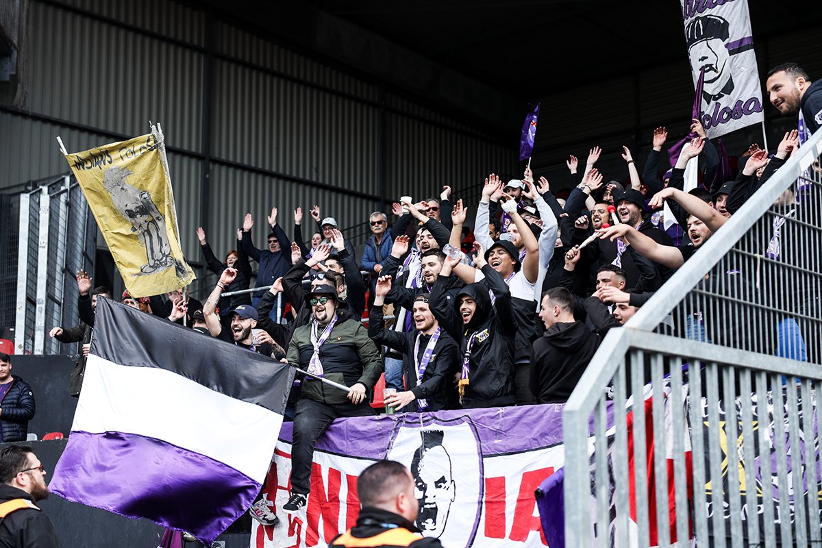Ultras France tweet media