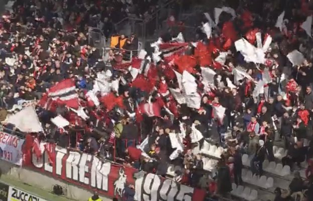 Ultras France tweet media