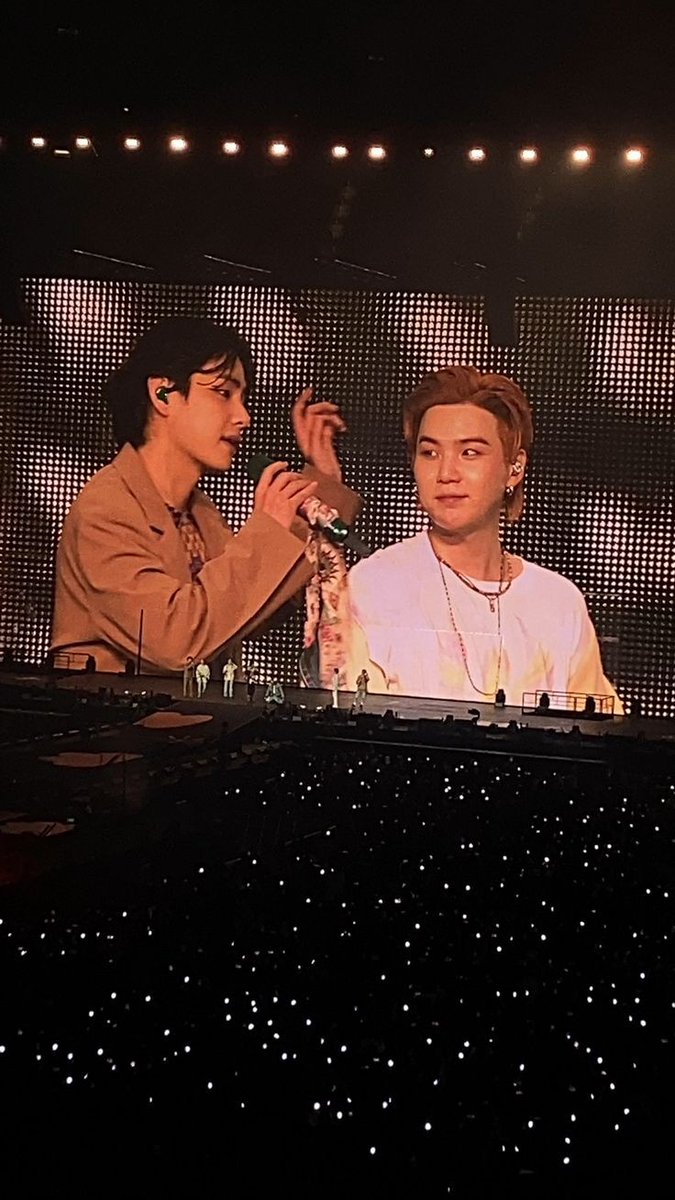 taegi archive tweet media