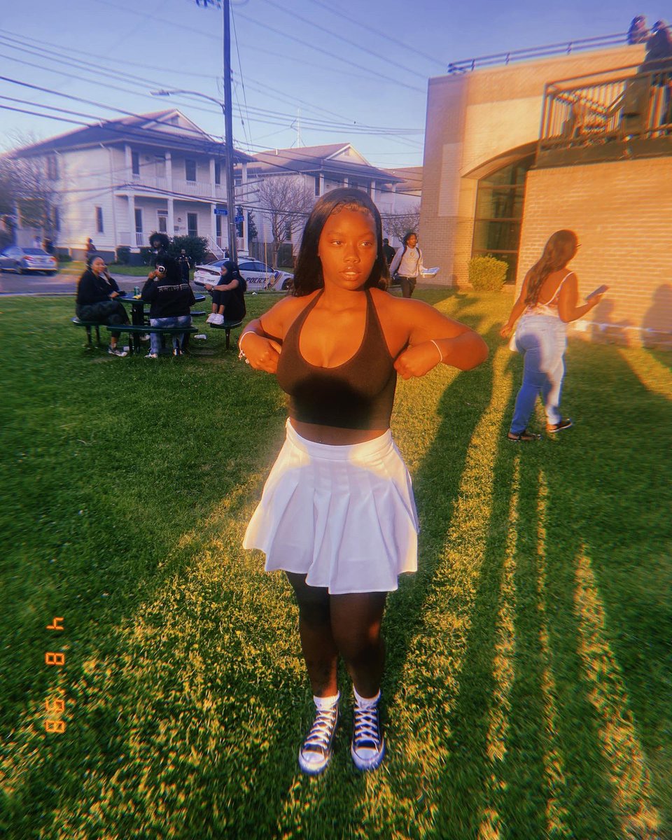 NijaaRobinson's tweet photo. Pretty vibe, she earth tone💋 #Springfest22 https://t.co/XtyHTD68OF