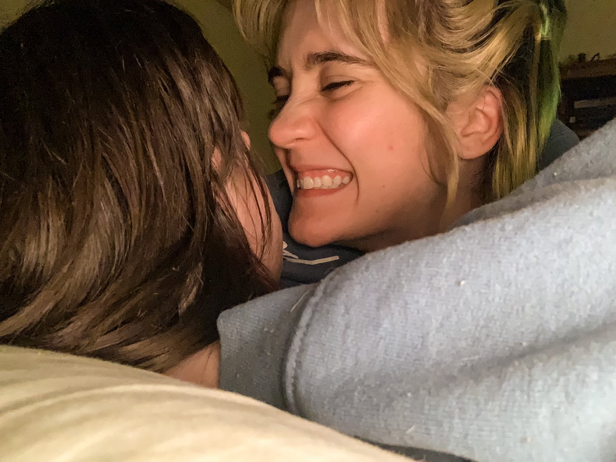 ItsjuliaJulia's tweet photo. hey guys i’m still in love https://t.co/XYBx4VnkTY
