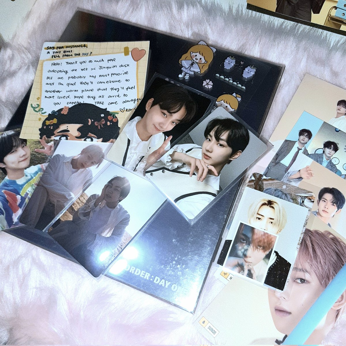 wonniehauls's tweet photo. ꒰ 💌 #wonniehaulsmails ꒱
+ thank you sooooo much, @hoonsofties, for letting me adopt your wonie pcs - esp ung dusk set. huhu aalagaan ko sila, promise! 😭 super natouch me sa letter at maraming freebies. and i can say na pinack sila with love and care <3
#hoonsofthanks ♡ https://t.co/BnH0OxTga2