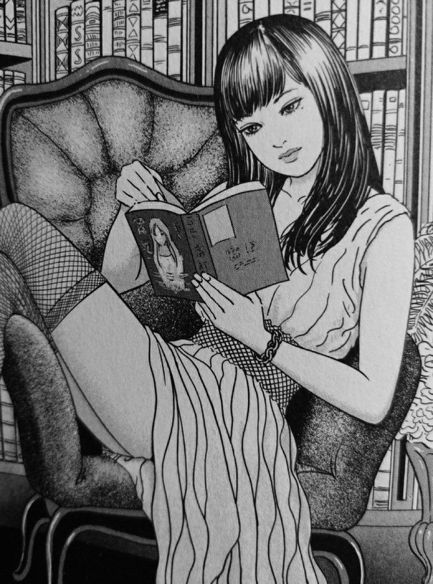 brighthorrors's tweet photo. “tomie reading„ by junji ito https://t.co/wQ4ikX9MMm