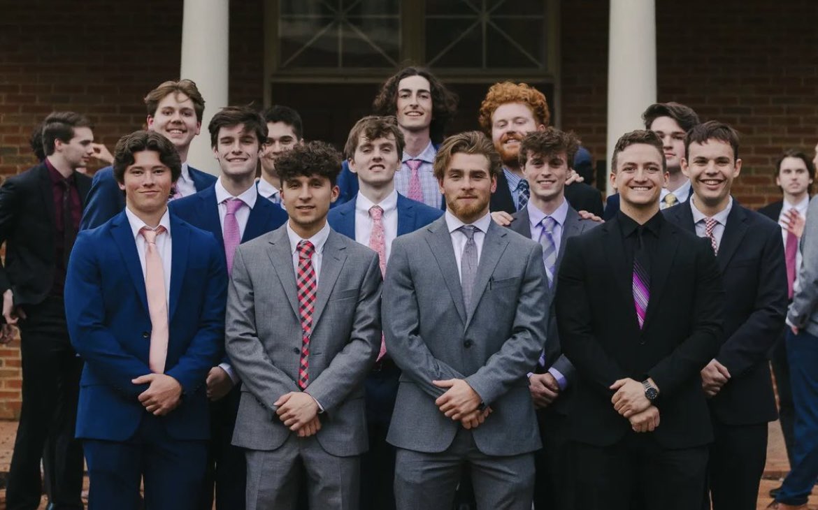Beta_UC's tweet image. Congrats to our 12-man Spring 2022 Pledge Class on being initiated in Oxford last night! Big things to come!