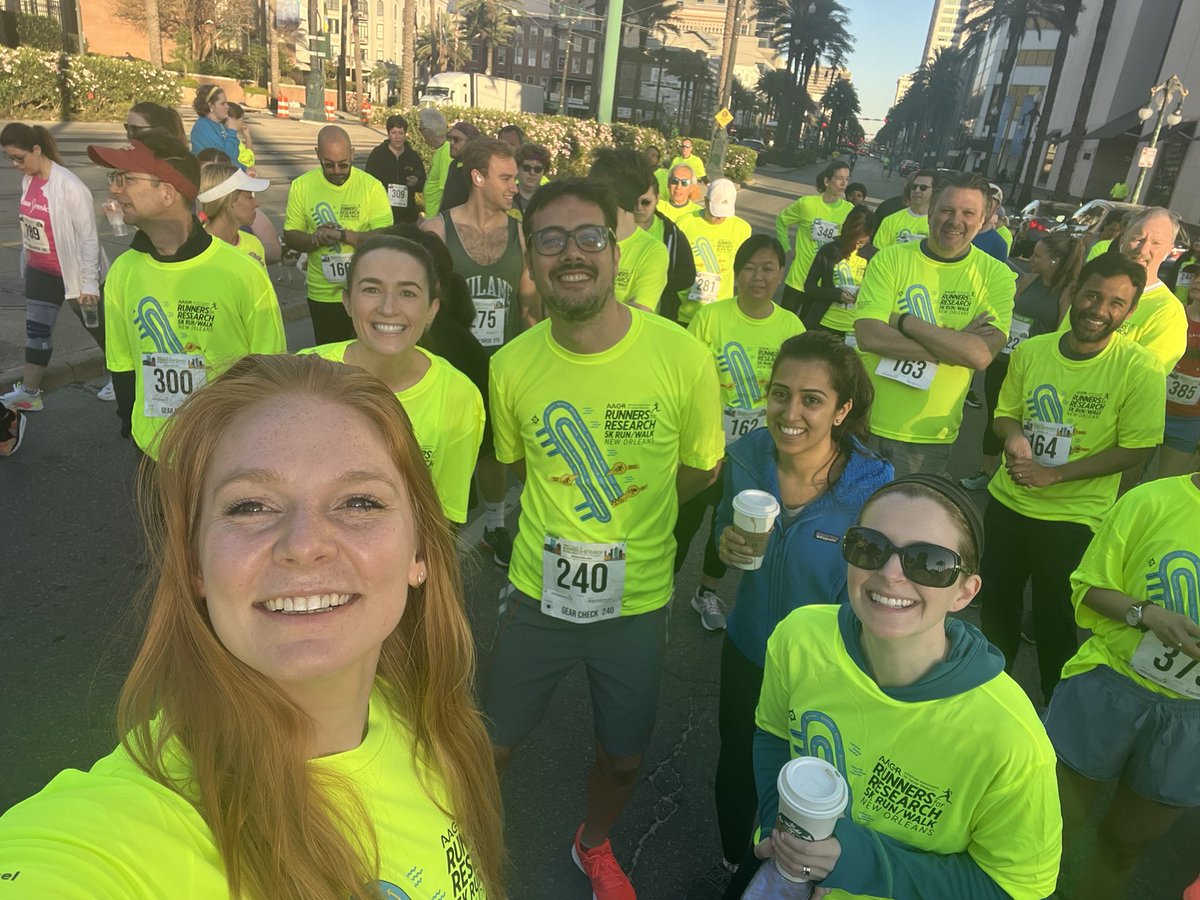 Early morning 5K Runners for Research with #AACRAMC at #AACR22 Thrilled to share this beautiful morning with scientists, clinicians, advocates, and survivors @BB_HulkSmash @immunegirl @lavallymaeve @francescocay Please consider contributing to our team bit.ly/3xw2RbB