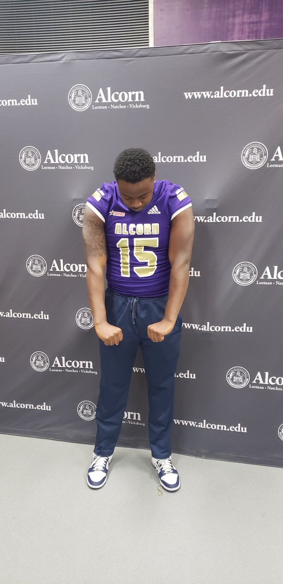 Great time!! <a href="/AlcornStateFB/">Alcorn  Football</a>  <a href="/CoachHWilliams/">Hunter Williams</a> <a href="/CoachMarchant/">Bryan Marchant</a> <a href="/CoachDunn15/">Tracy Dunn</a> <a href="/CoachLanePowell/">Lane Powell</a>