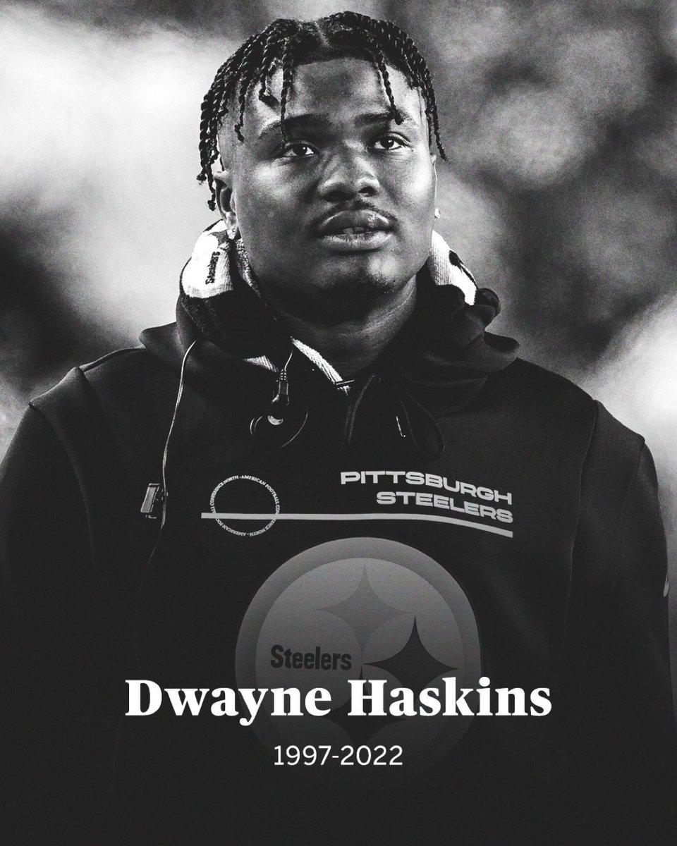 RGIII's tweet photo. Dwayne Haskins died this morning after being hit by a car at only 24 years old. He had so much life ahead of him even beyond the football field. Most will remember him as a star at Ohio State and NFL QB, but let us all send up a prayer for his family who lost so much more. https://t.co/jL5abZ98Pc