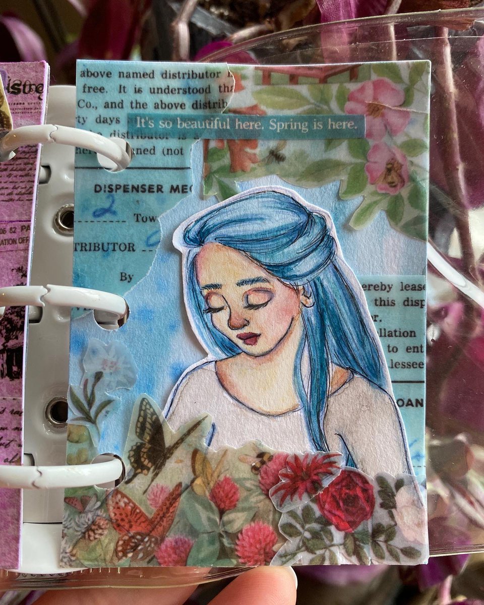 inkbird_art's tweet photo. Another page added to the mini journal. A wish for spring as the snow falls on all the daffodils. It wasnโt very springy this morning. Lol. ๐ธ๐ผ๐ท๐
#minijournal #miniartjournal #artjournal #artjournaling #floral #spring #washitape #watercolor #junkjournal #ArtistOnTwitter https://t.co/U0JdoVo0EI