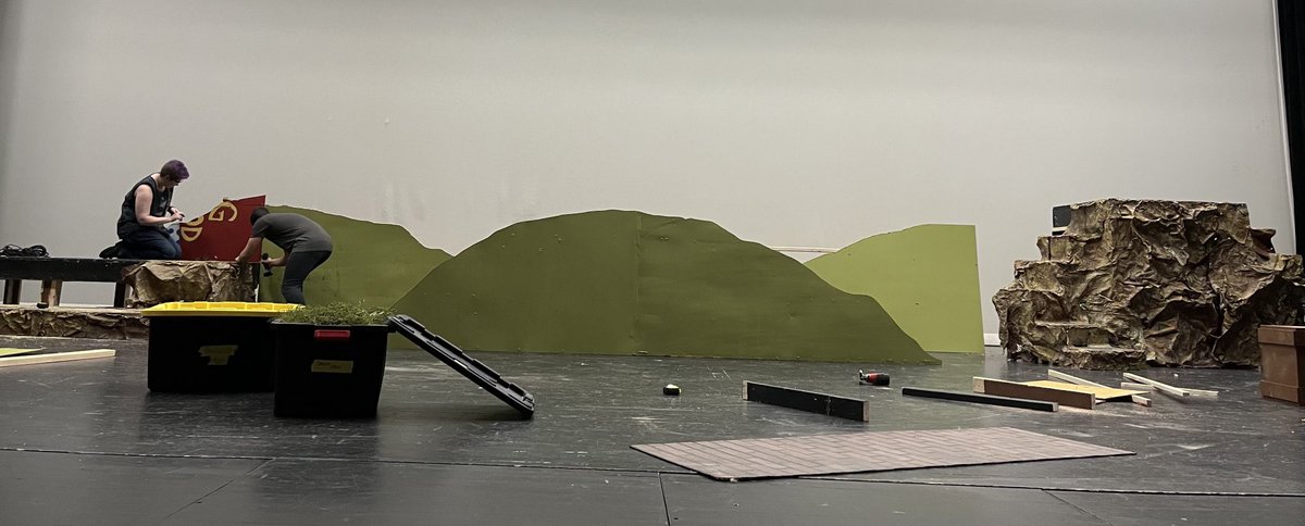 Spring play set building day! Come see Hound of the Baskervilles April 21st, 22nd, and 23rd at 7 p.m. It’ll be a hilarious and mystery-filled adventure 😊 ⁦<a href="/PrairieRidgeHS/">Prairie Ridge H.S.</a>⁩