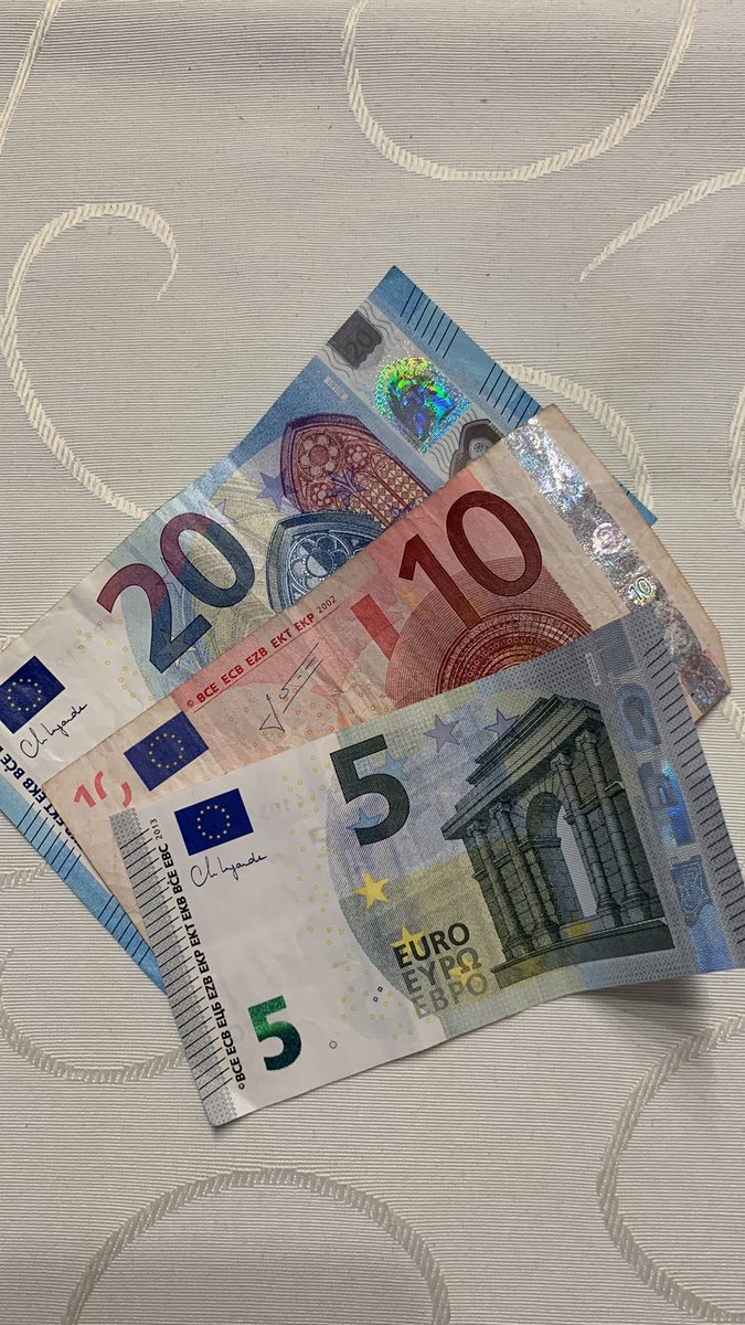 GamblingFindom's tweet photo. Today’s gains from football bets. What do you think cunts, are we gonna double before midnight?
#findom #cashmaster #gambling #alpha https://t.co/VfrwzSXEiq