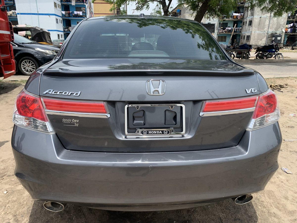 ArewaAuto's tweet image. PLS👏👏👏RETWEET 

FOR SALE!!!

HONDA ACCORD 
YEAR:2011

PRICE:3.5M💰💰💰
LOCATION: LAGOS 
CONDITION: FOREIGN USED 

DUTY✅
DM📩
WHATSAPP📲08032629387
CALL📞08032629387 
#arewamotors #referandearn #luxury