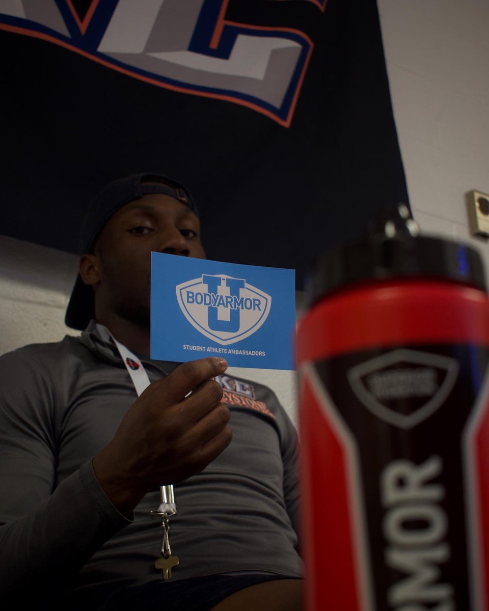 6Mmuhammad's tweet photo. Proud to announce I’ve officially Joined the #bodyarmoru family !!! @DrinkBODYARMOR Hydration is key, Stay hydrated and Drink Body Armor ! #bodyarmorsuperdrink #bodyarmour https://t.co/I0Ch6pXTMZ