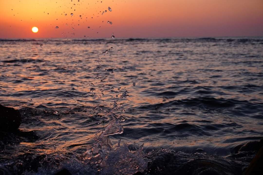 quickone696Ver2's tweet photo. 2022年4月8日撮影。
#奄美大島 #夕陽 #夕焼け #龍郷町 #海 #波飛沫 #sunset #Dusk #sonyalpha #α6400 #april8th #wavesplash #SPLASH #amamiooshima #amamiislands https://t.co/zueUClvWld