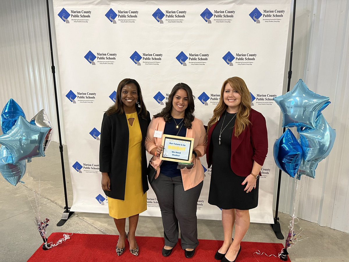 SOE at the Job Fair! Congratulations to Mrs. Quintero joining our team! #GoYellowJackets <a href="/MCPSRecruitment/">MCPSRecruit</a>
