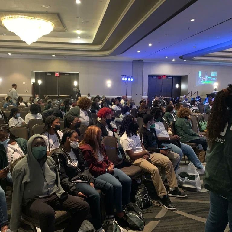 Ypd19th's tweet photo. 💚Connectional YPD LTI 2022💚
Day 2 - Monique Gonzalez Memorial
#LTI22 #Predestined #Chosen #IAmYPD https://t.co/npFUBVe5d1