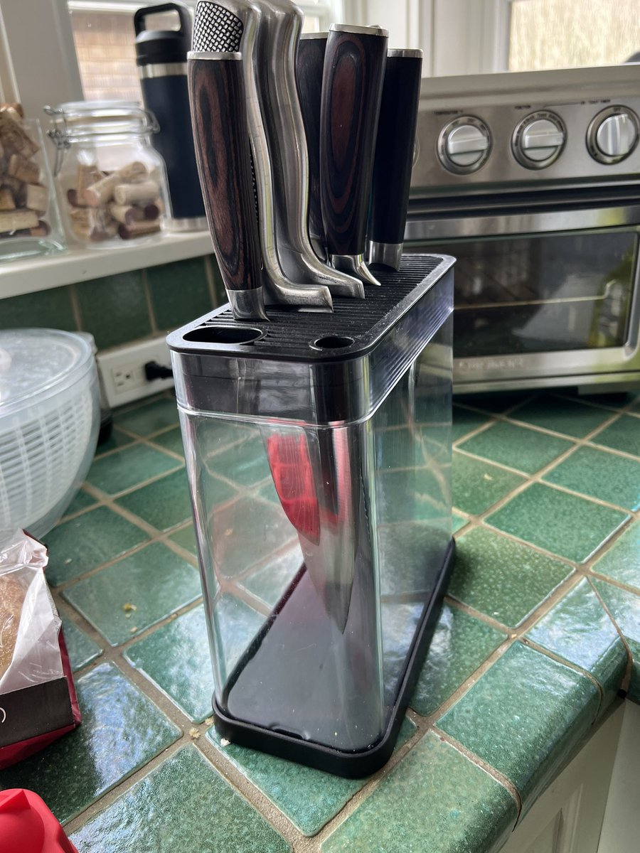 BenjaminDyett's tweet photo. @farrahbostic I have been enjoying this one a lot…could be my favorite knife block ever… https://t.co/5Q5MEosnaX