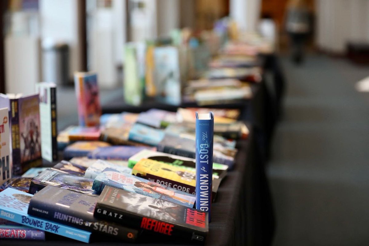lipscomb's tweet photo. Excited to welcome more than 250 K-12 educators to campus today for the @LipscombCofEd annual Global Voices conference. This year’s sessions centered on the theme “Finding Joy in Language, Literacy, and Learning.” https://t.co/4y0xmhvN3A