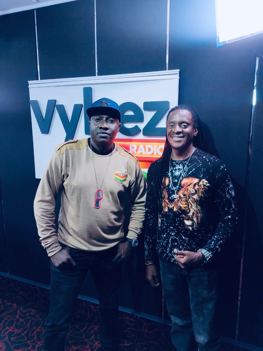 philipo_mc's tweet photo. RADIO TIME 
Where are you locked in From ?
What can we serve you ?
#klubVybez 
•7pm-12am 
•Nairobi 104.5 FM
•Nyeri 98.8 FM
•Mombasa 98.7 FM
•Meru 107.1 FM 
•Eldoret 107.5 FM
Listen Online  Live:
https://t.co/rbJcxisuhI
@VybezRadioKE 
#klubVybez https://t.co/XMyhjoqowu