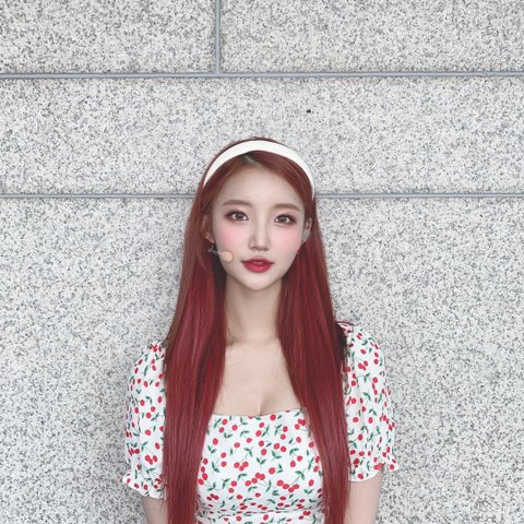SaturdayPromo's tweet photo. 2 years apart 🍒🤍 https://t.co/y3onY5odlA