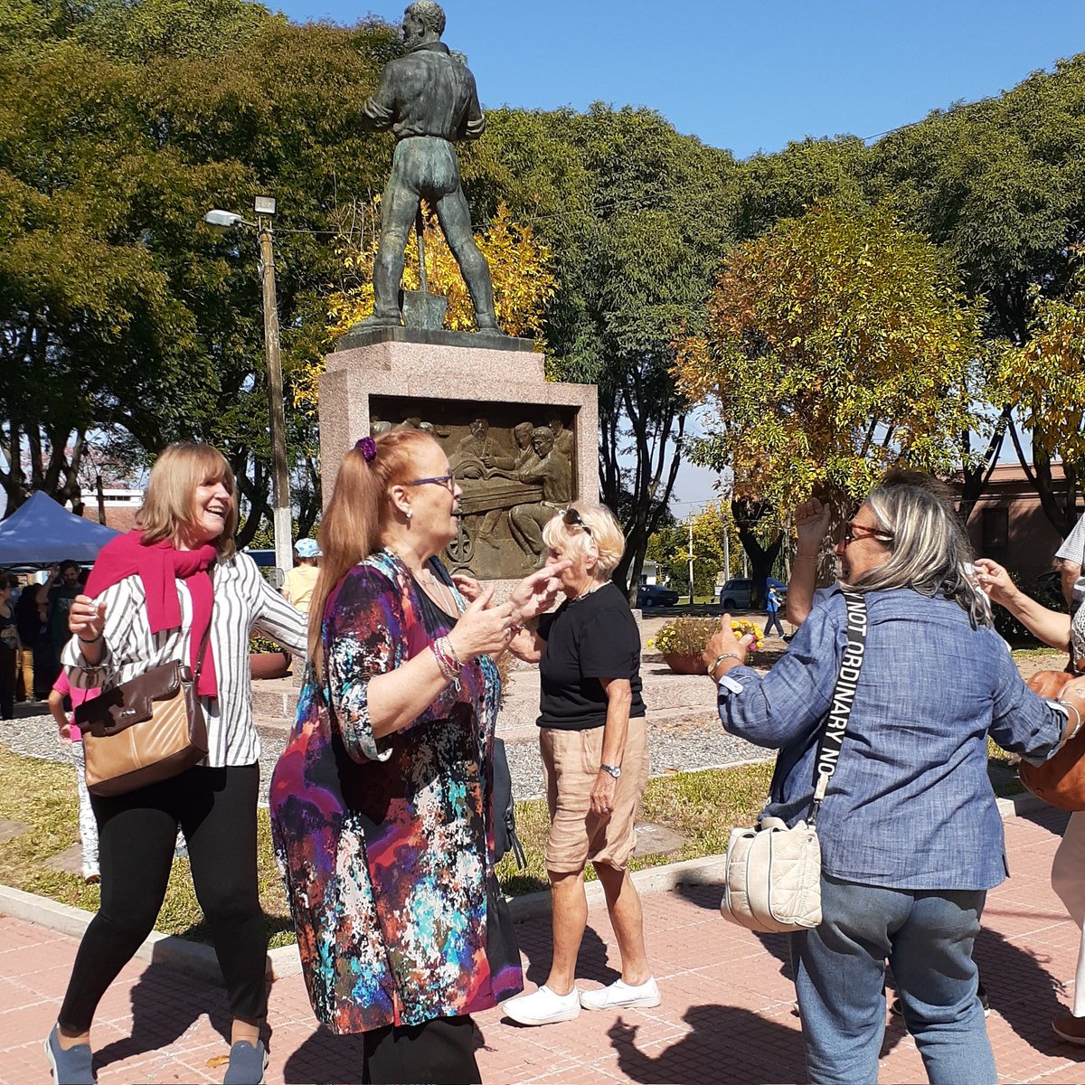 ColoniaTur's tweet photo. #Ahora en Villa La Paz. Celebración de cultura, tradición y productos regionales, Fiesta Sabores de Pequeña Europa en la Colonia Piamontesa de Colonia Este. https://t.co/kBs7l8wXxw