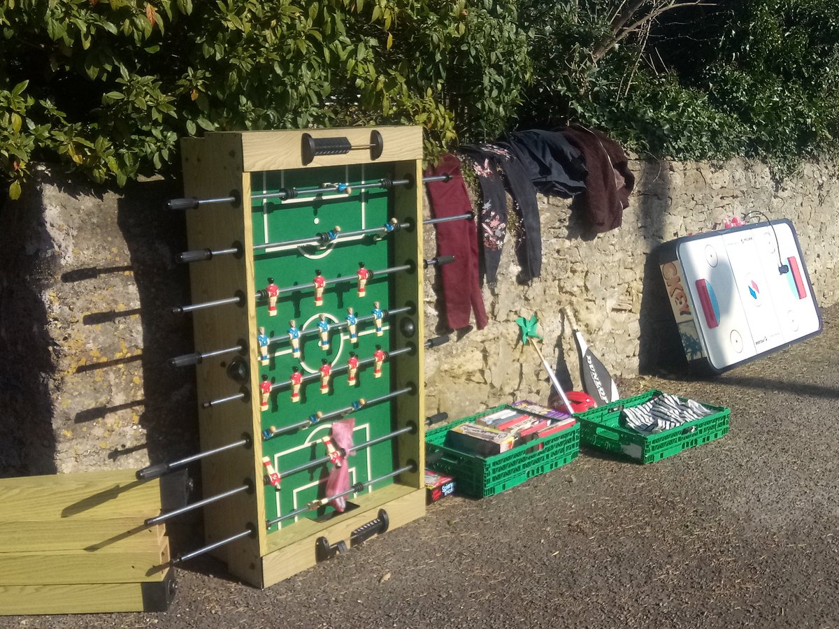 ABCCtweets's tweet photo. #Appleton held a Green Windmill Day today. What I liked most was people chatting as they strolled around. #Freecycle #Reuse #Swap #Preloved #Upcycle #LessStuff #Community https://t.co/t5ibUb1v4G