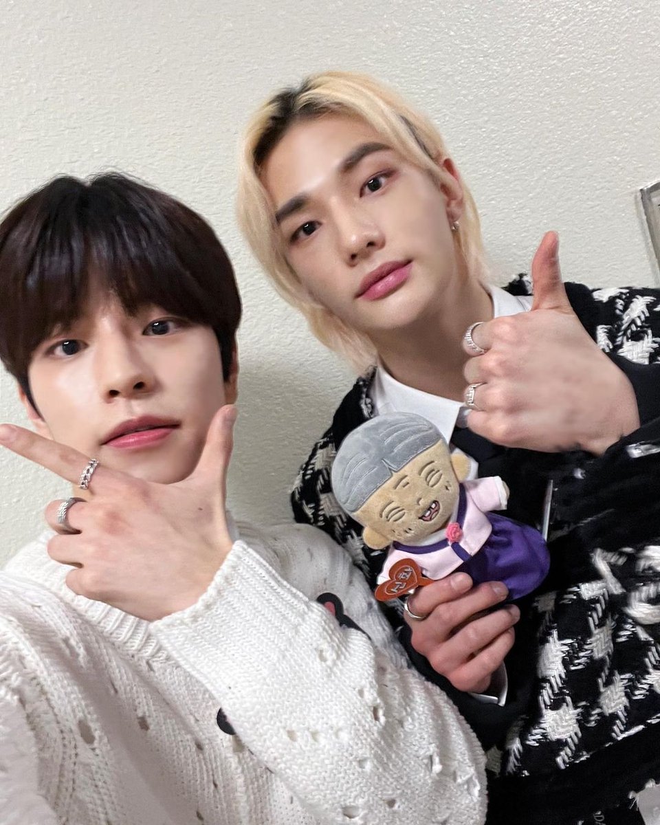 samskyproject's tweet photo. we're not even in half of 2022🥺

but 2022 is indeed seungjin's year🥳🥳🥳

manifesting more seungjin selca and moments this year. aamiin🤩🤩🤩 https://t.co/EV3j1EQYHD