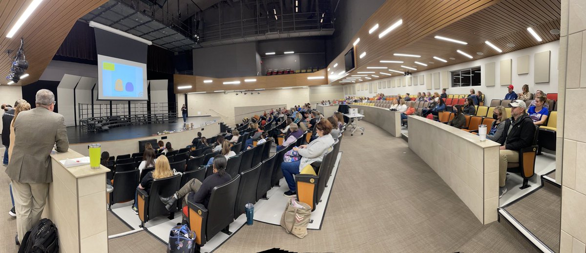 Great turn out for EdCampJOCOKS 2022! 
Back in-person this year!! 
🎉🔥🎉🔥🎉🔥🎉🔥