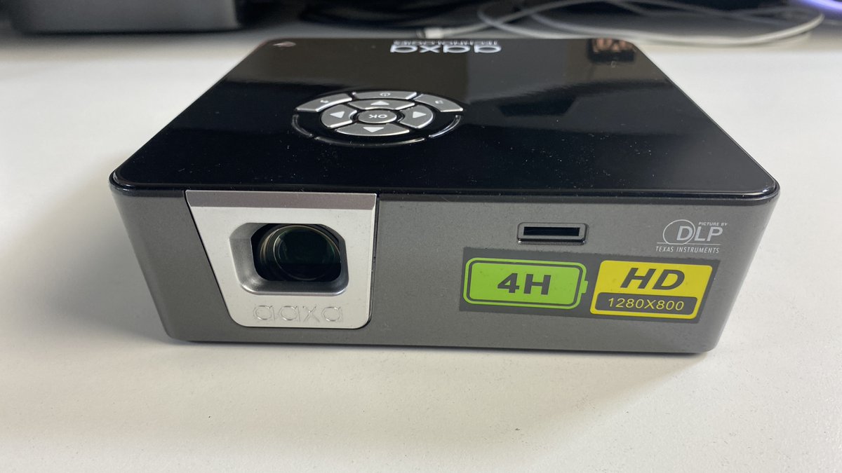 aaxa p2-a smart wireless pico projector