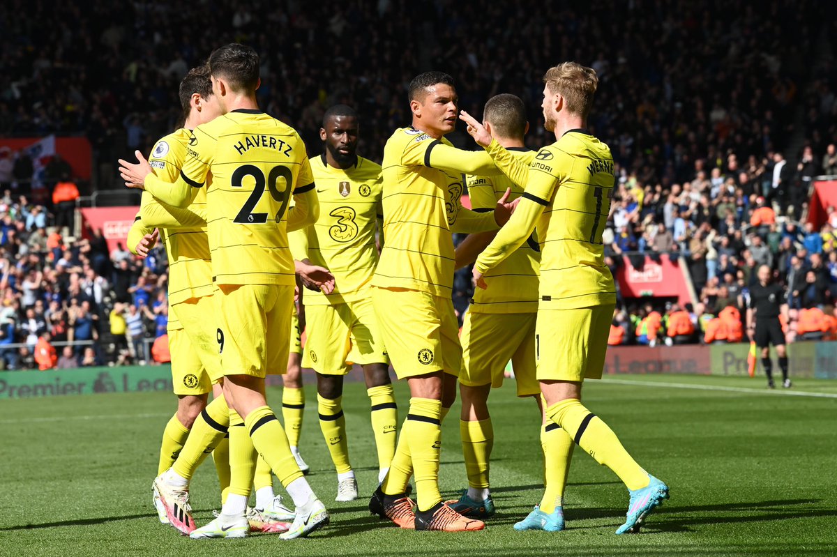 tsilva3's tweet photo. Great match @ChelseaFC ! Let’s go 🙏🙏🙏💙💙💙 A special thanks to all of the Chelsea fans! 

#ThiagoSilva #OoohhThiagoSilva #CFC #ChelseaFC #Chelsea #FamiliaSilva #PremierLeague #SOUCHE #StMarysStadium https://t.co/nQ6t8Dg6yq
